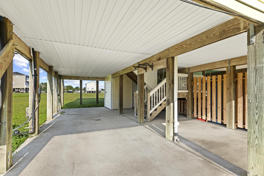 220 Twin Oaks Drive – photo 4