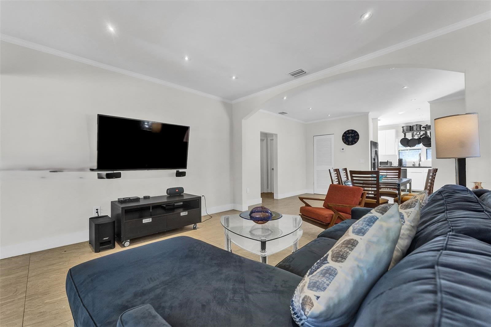 54 Northeast 43rd Street – photo 5