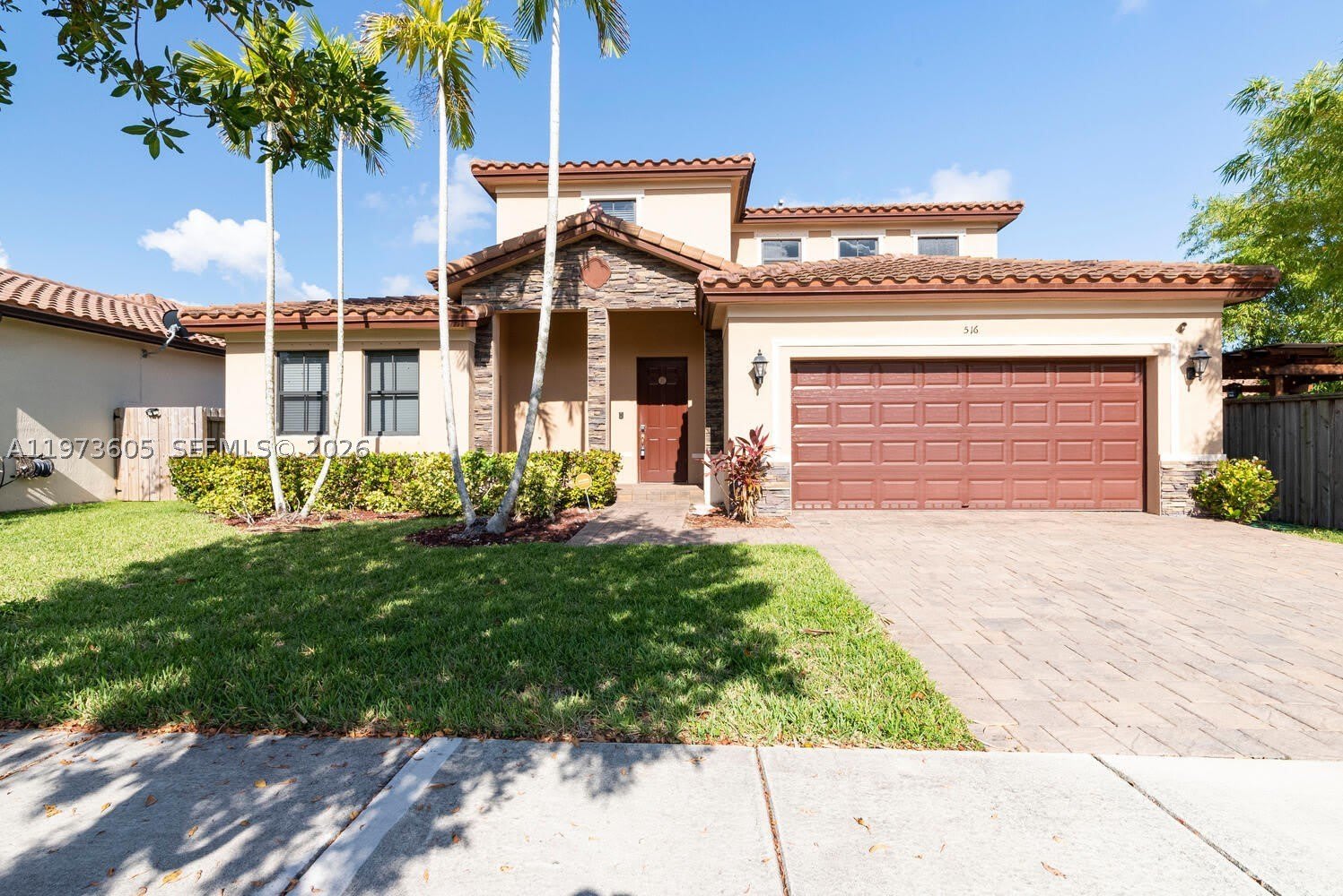 516 SE 35th Ter – photo 1