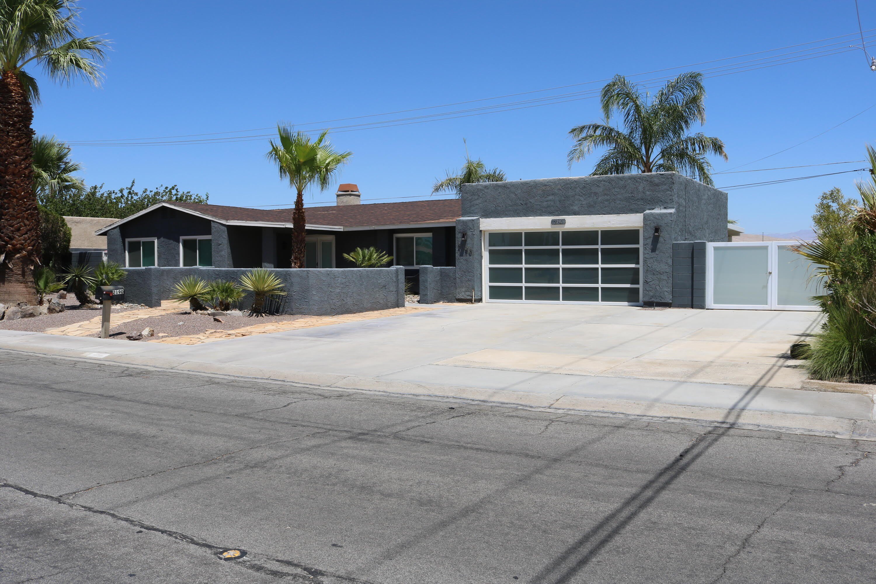 2190 N Whitewater Club Drive – photo 1