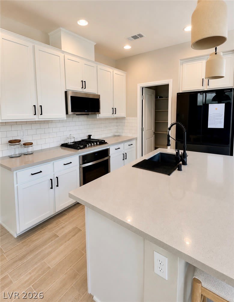 643 Solar Citrine Street – photo 2