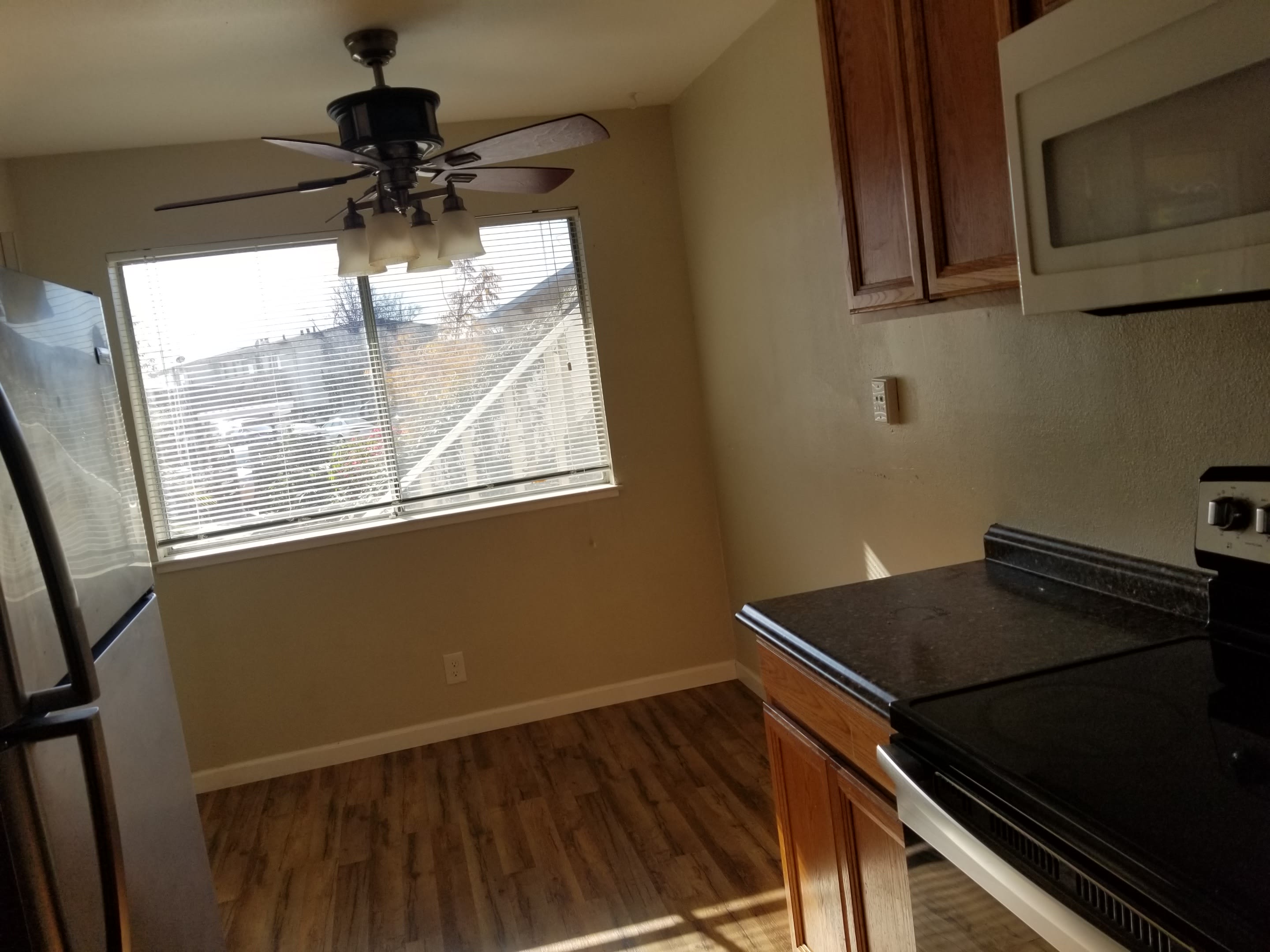 146 Maher Ct – photo 2