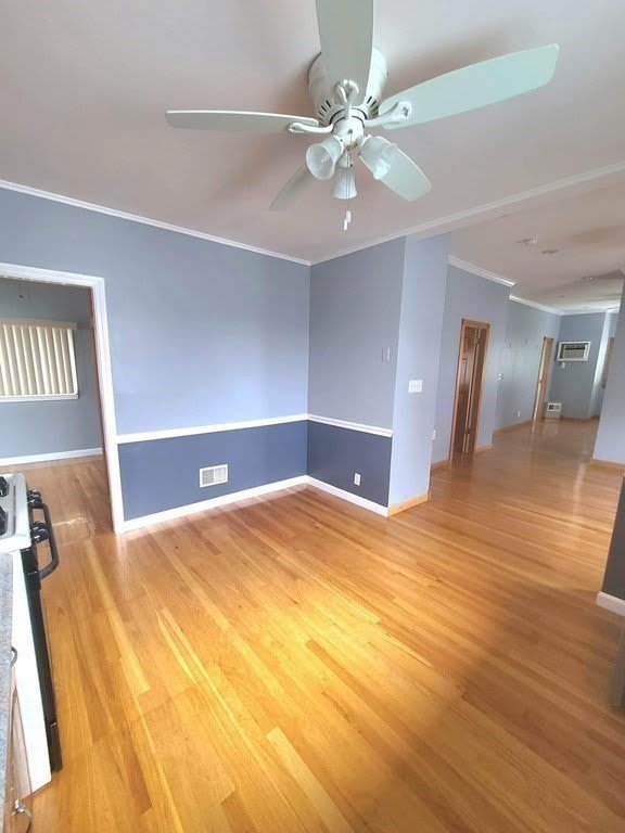 34 Florence St. – photo 3