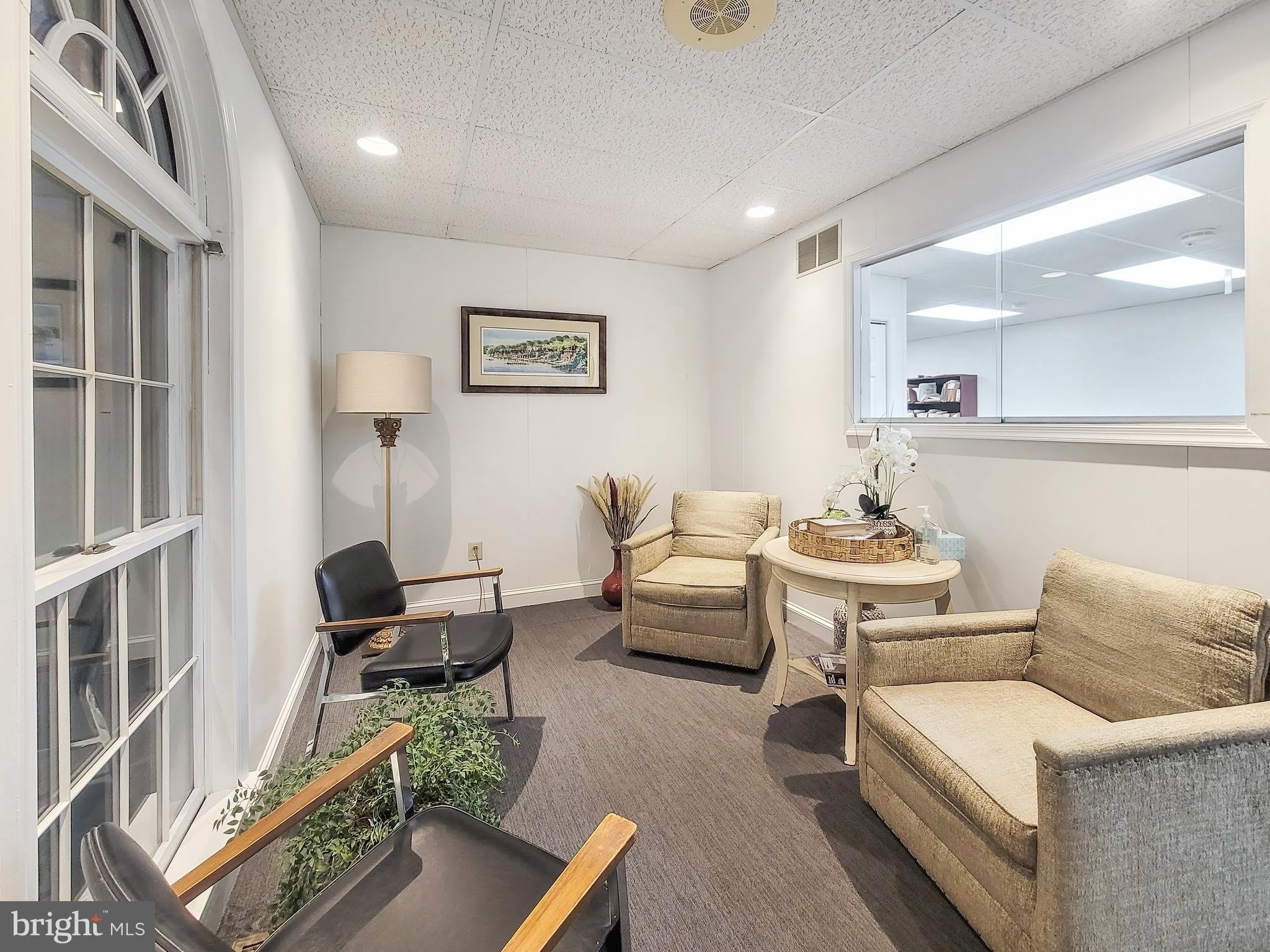 593 BETHLEHEM Pike – photo 3