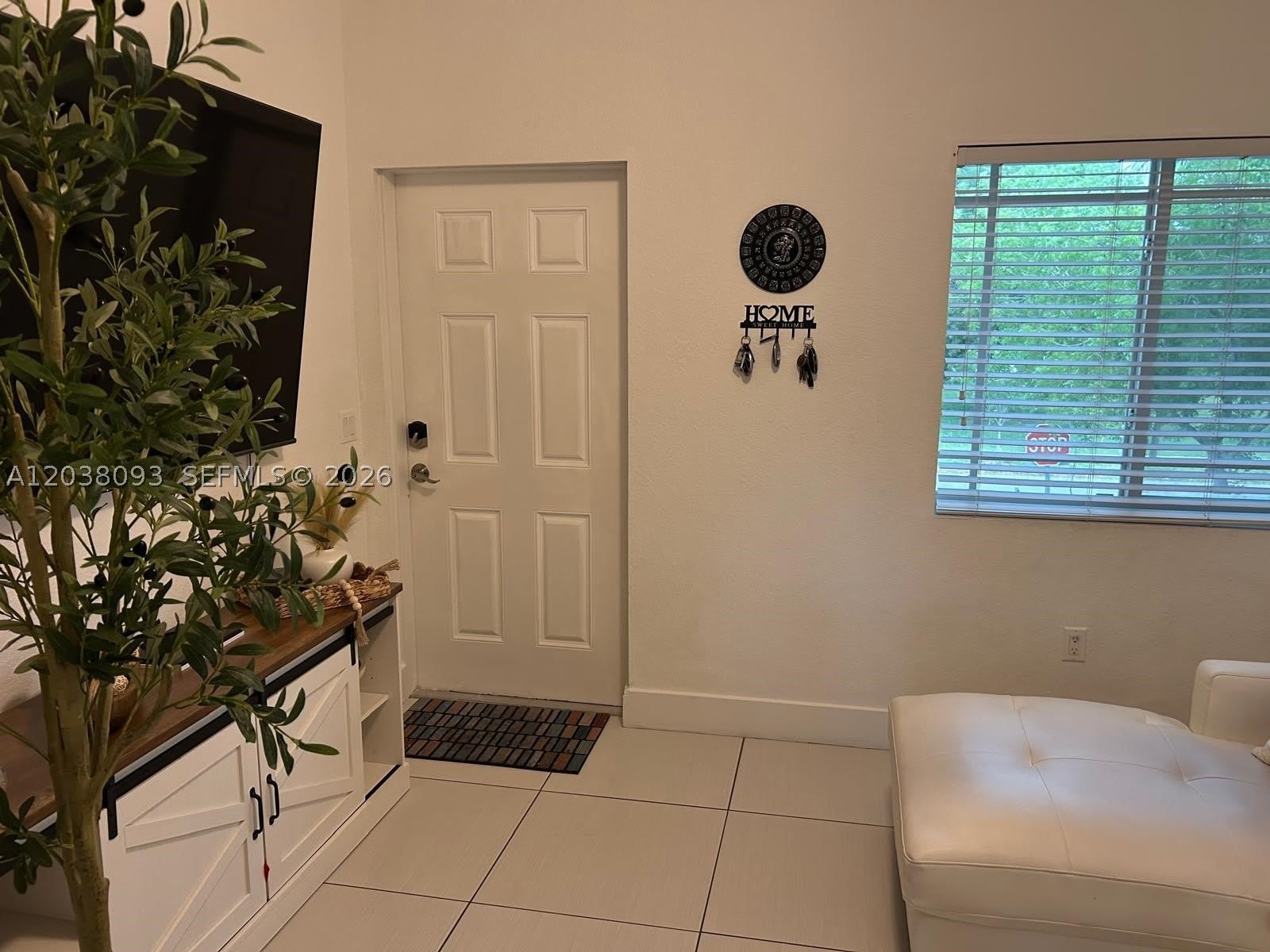 106 SE 9th Ct – photo 4