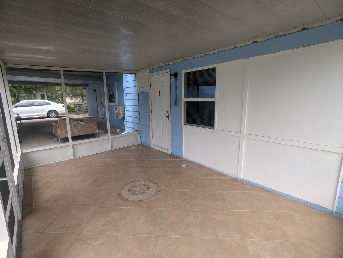 First Floor One Bedroom One Bathroom For Rent Pets Welcome And Private Covered Parking – photo 5