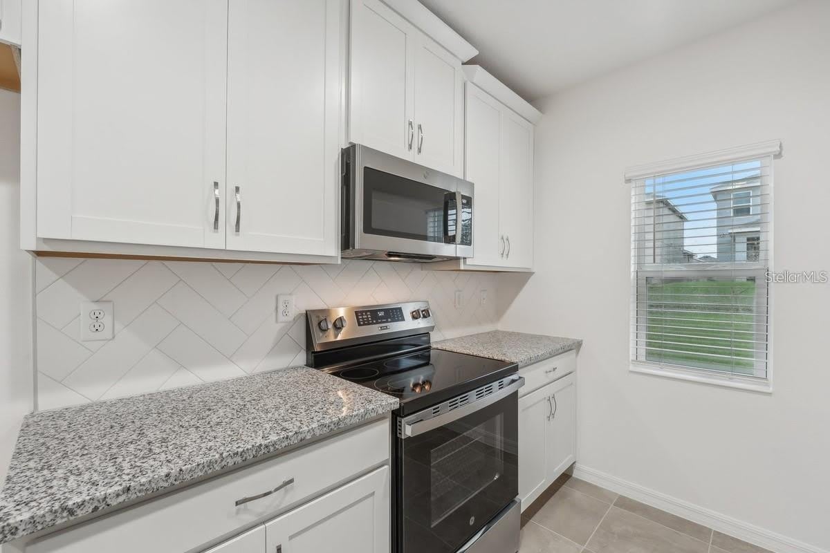 434 NORTH BOULEVARD E – photo 3