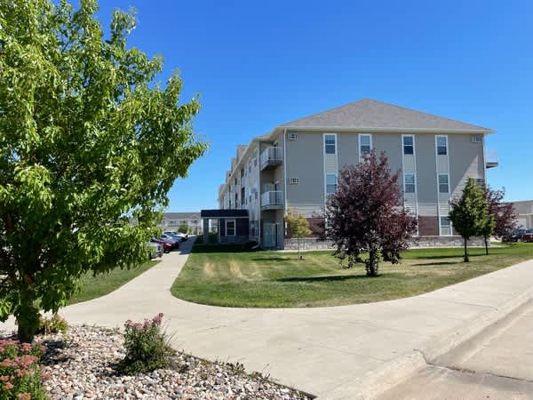 Willow Brooke Lodge Apartments – photo 1