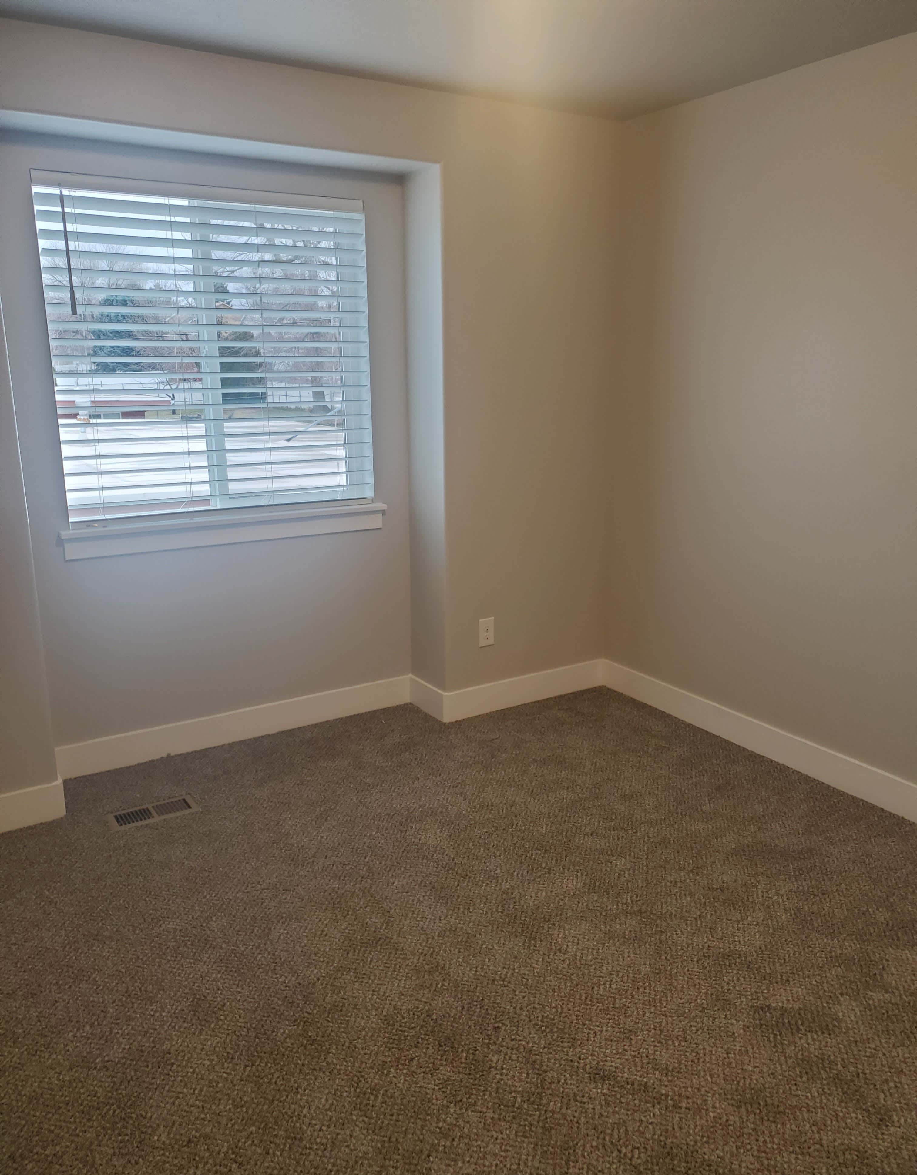 4924 S 175 W – photo 5