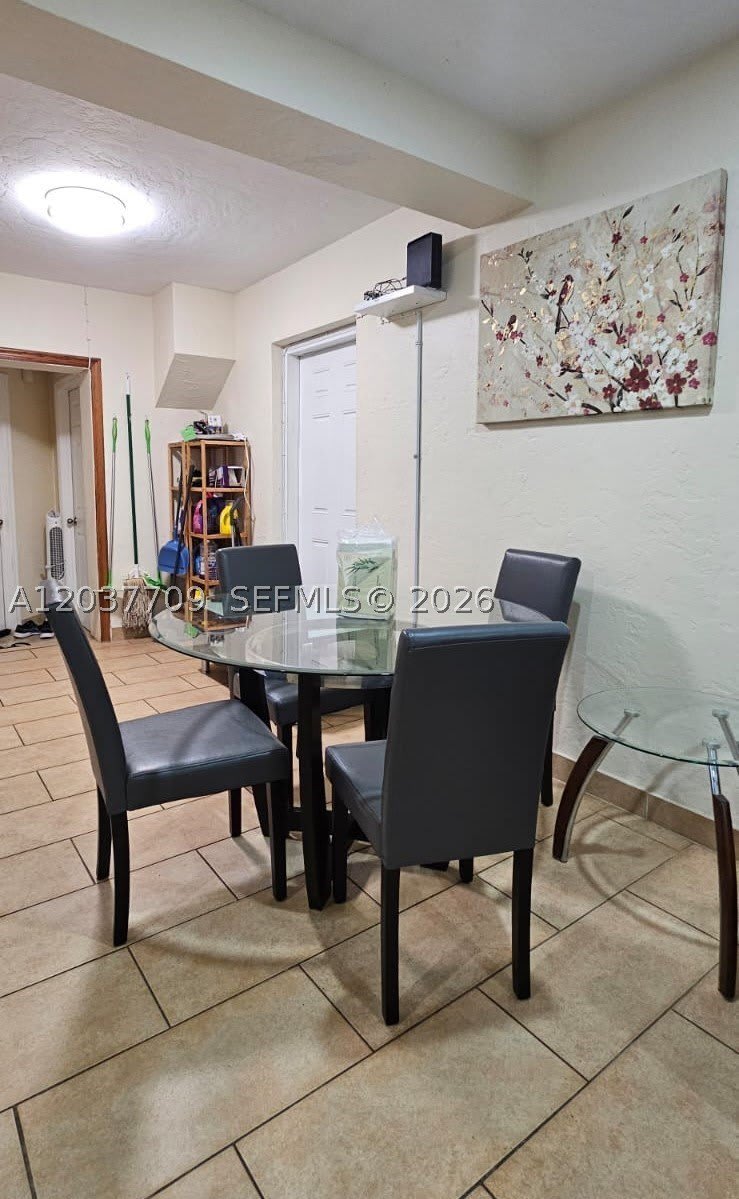 6510 SW 58th Ave – photo 4