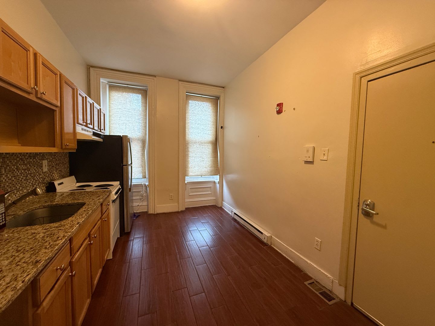 1819 W Oxford St – photo 3