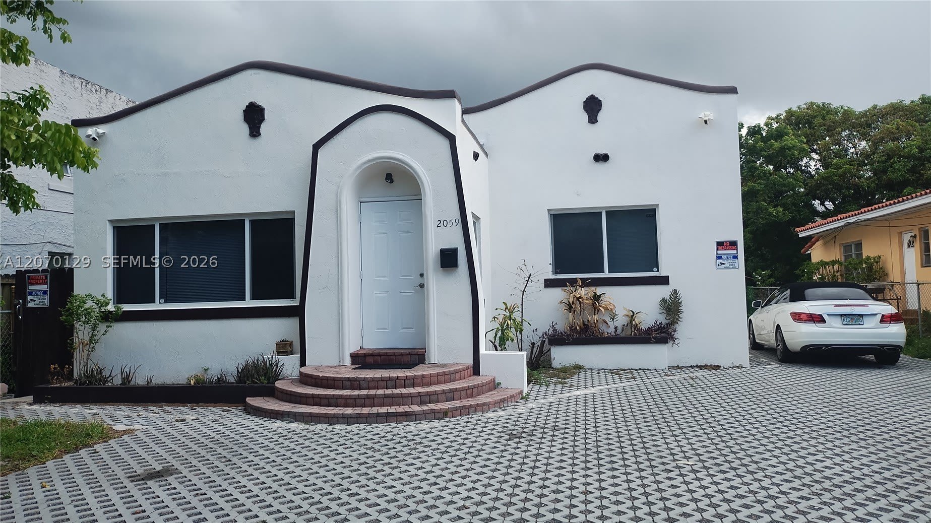 2059 SW 7th St – photo 1