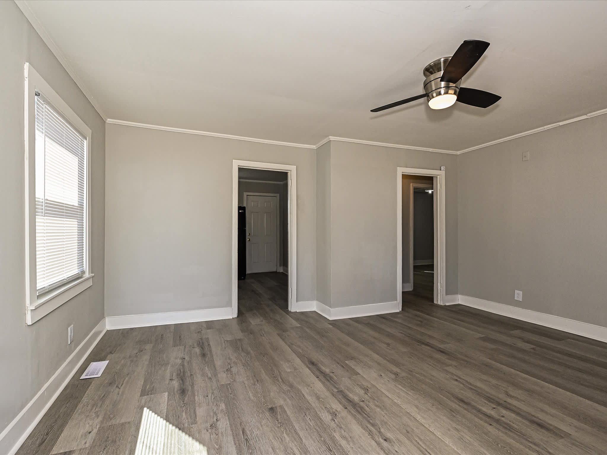924 Aileen Circle – photo 2