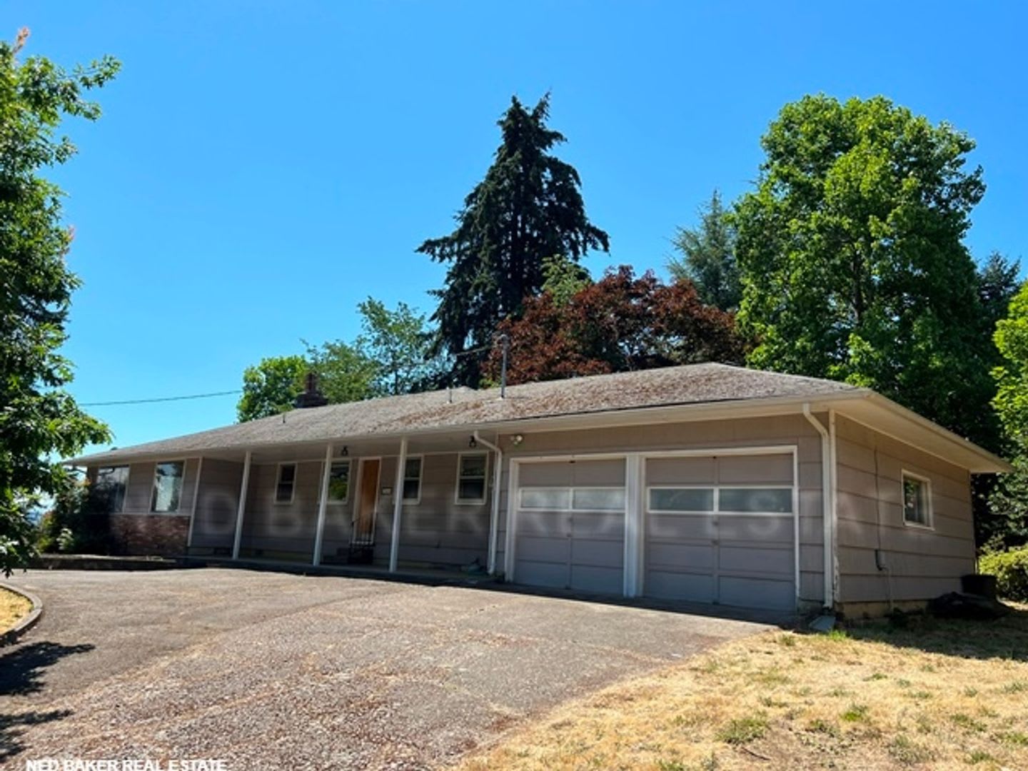 3Bd/2Ba Single Story House – photo 1
