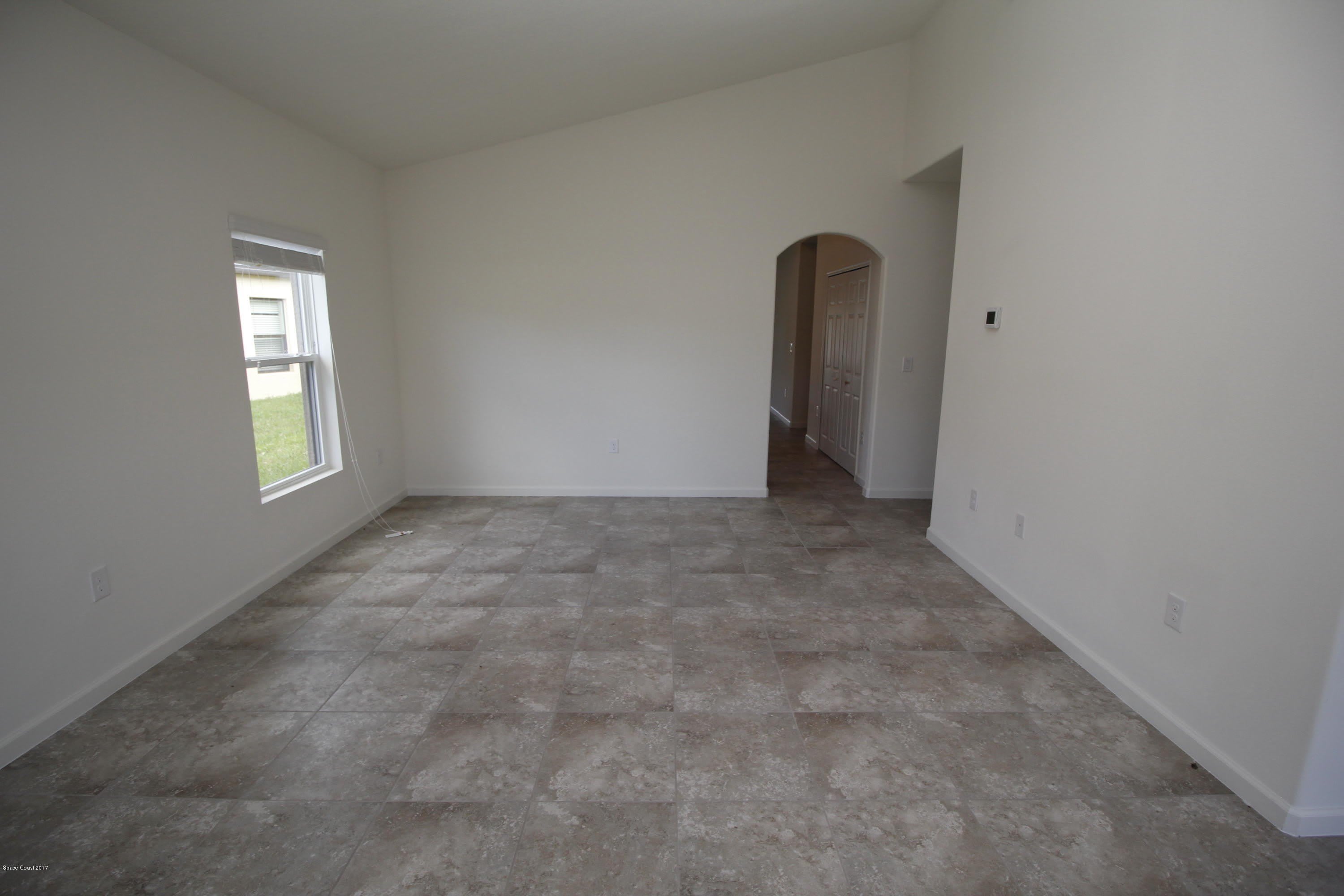 561 Dillard Drive SE – photo 3