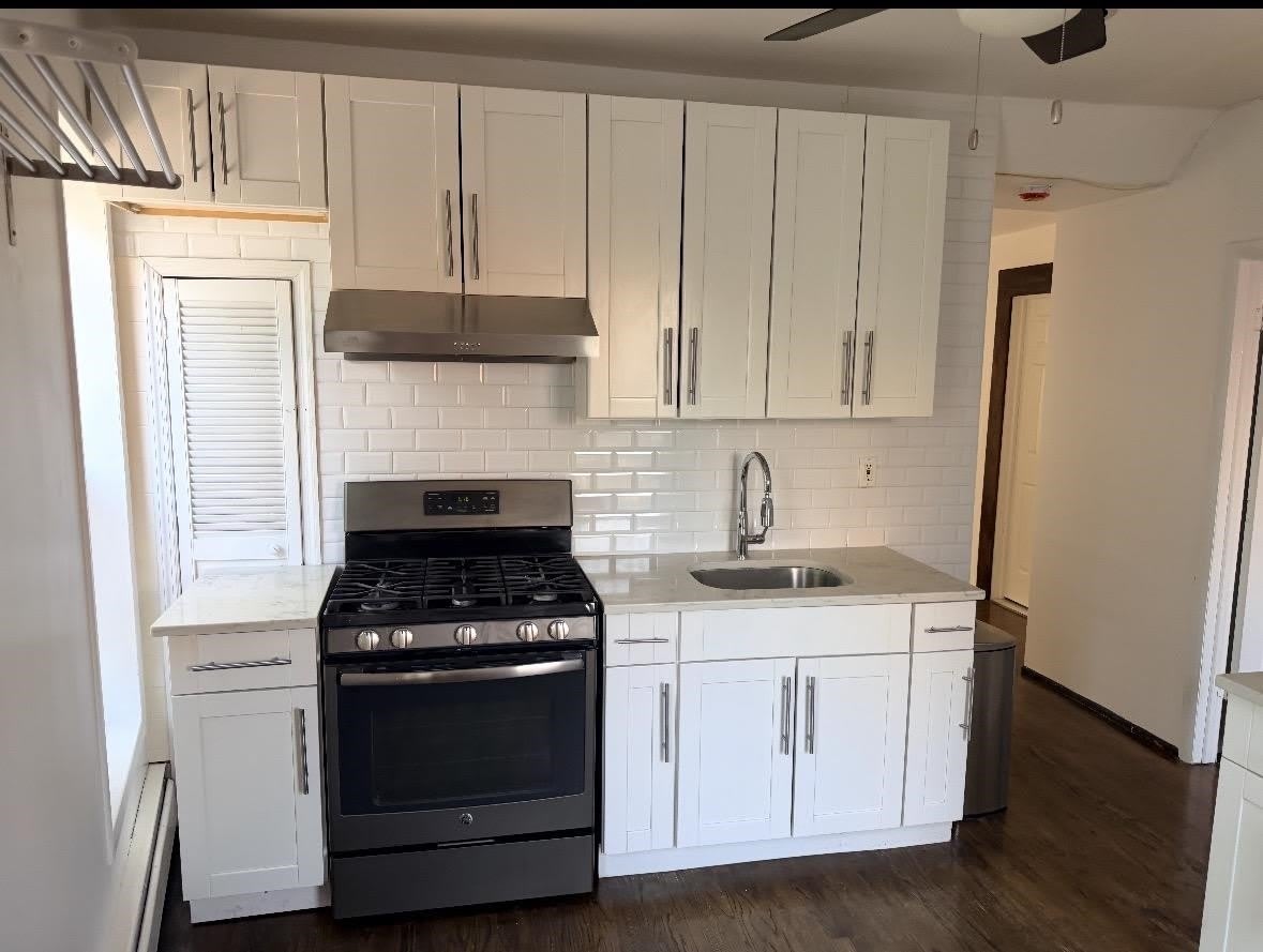 236 Grove St – photo 4