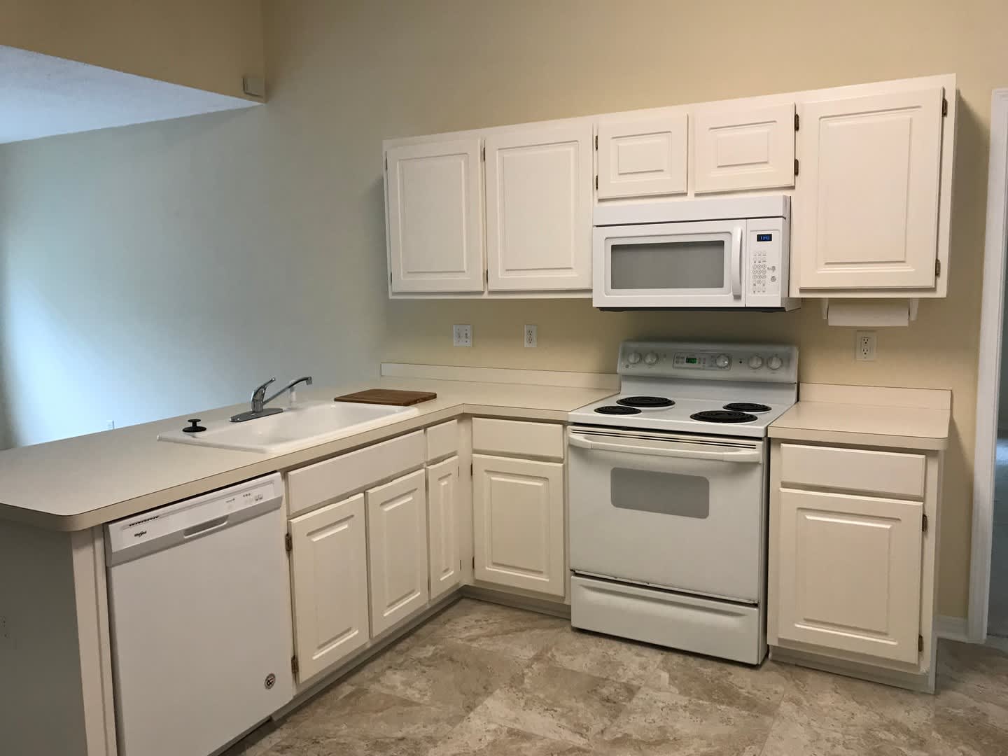 Great Bluewater Bay Location! – photo 5