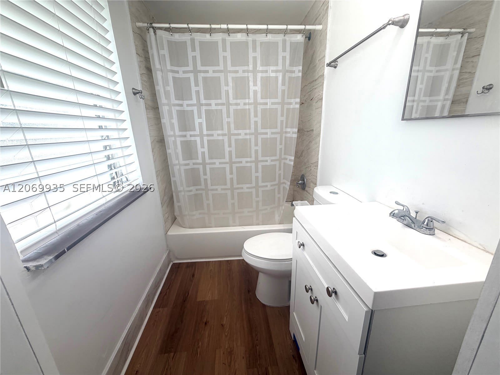 433 Santander Ave – photo 5