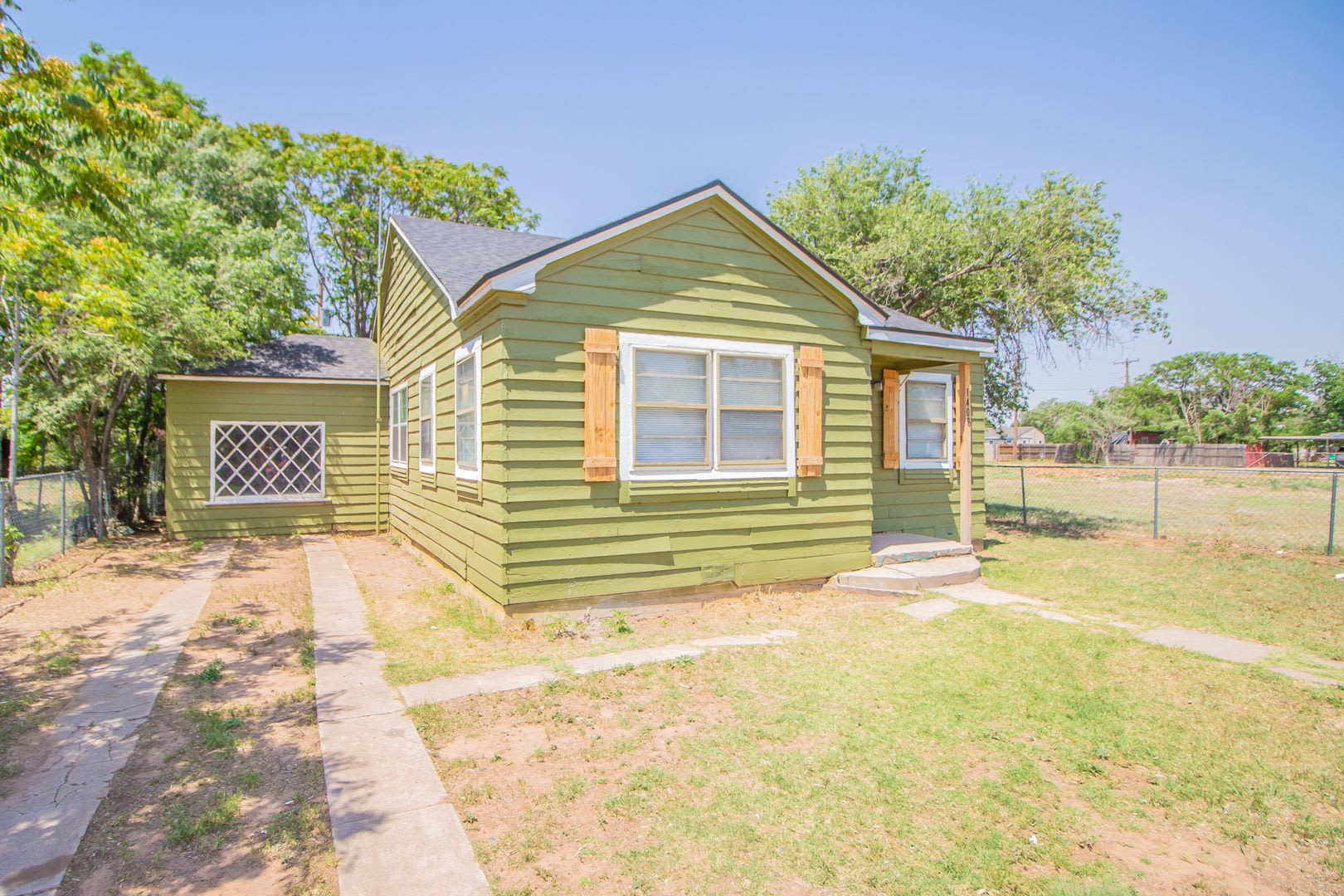 Updated 3-Bedroom Home for Rent in Central Lubbock – photo 2