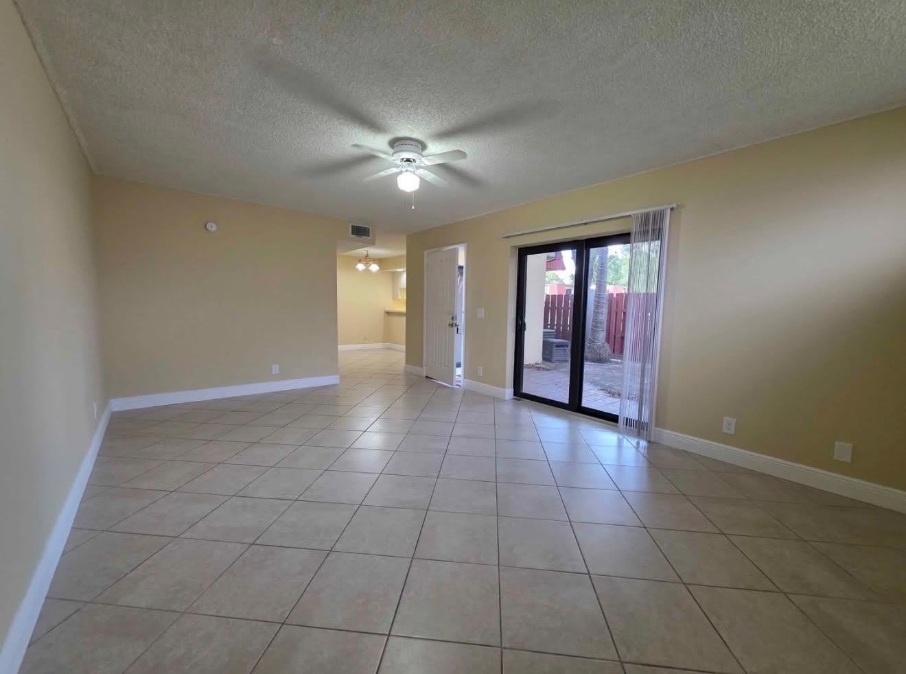 3928 Victoria Drive – photo 5
