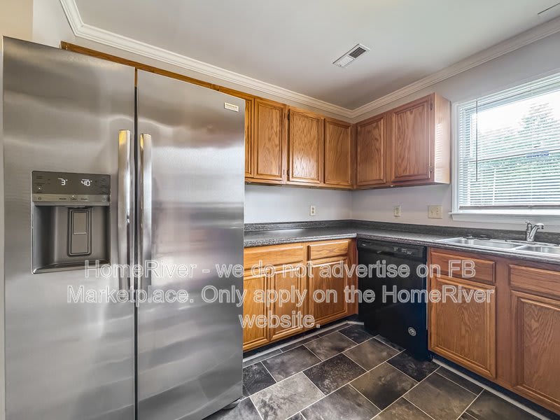 1161 Glendale Dr – photo 3