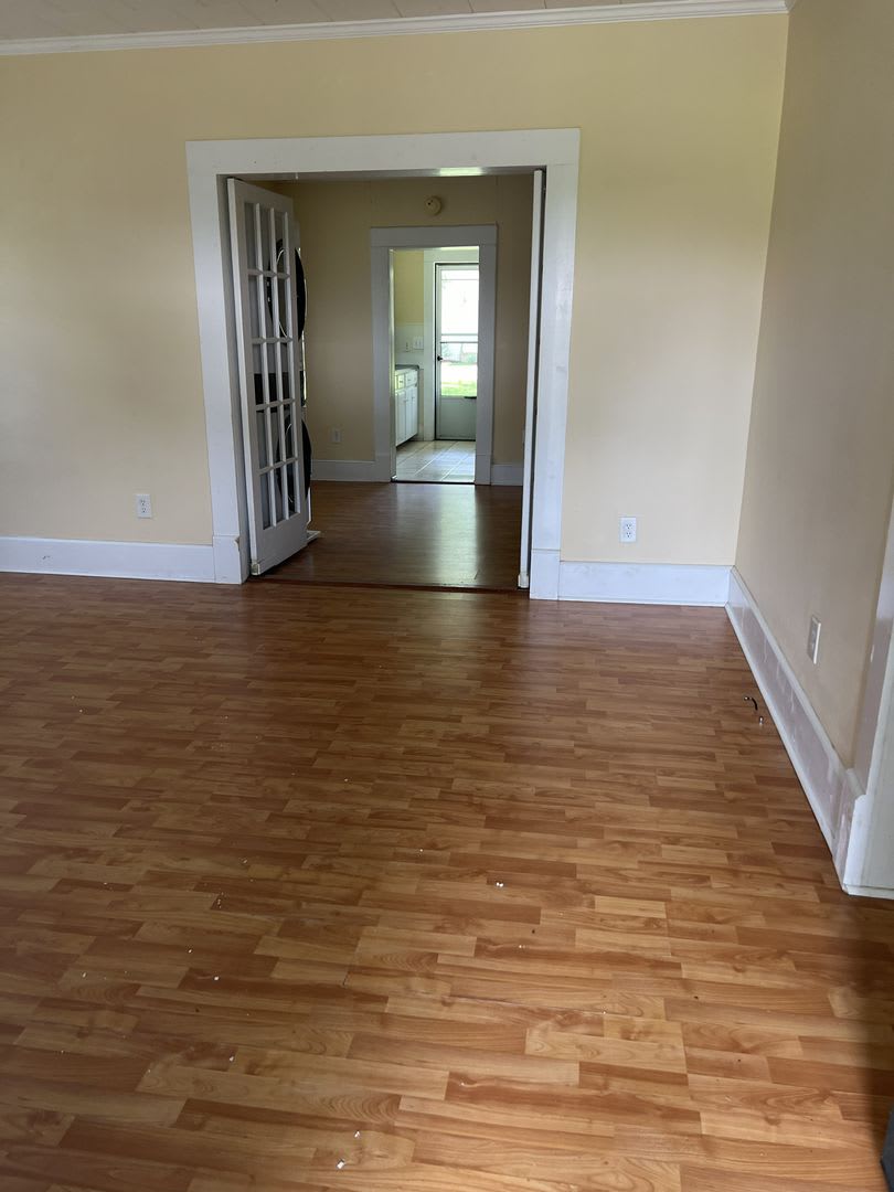 Cute 2/1 Home on Corner Lot in Graceville – photo 2