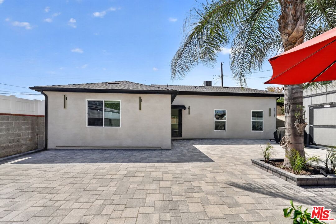 6635 Riverton Avenue – photo 4