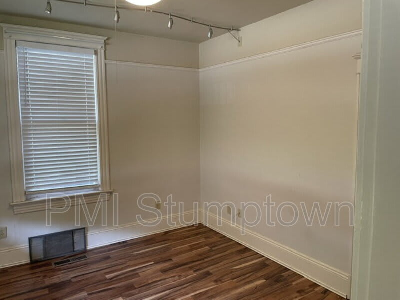 601 South McLoughlin Boulevard – photo 3