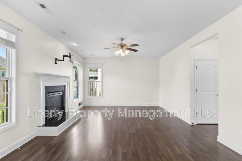 146 Trenton Place – photo 5
