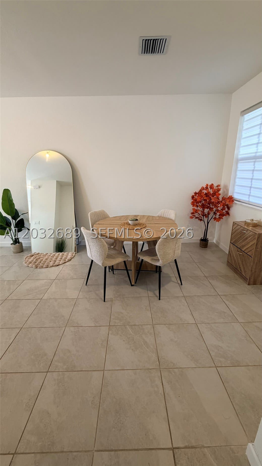 2424 Se 29Th St – photo 4
