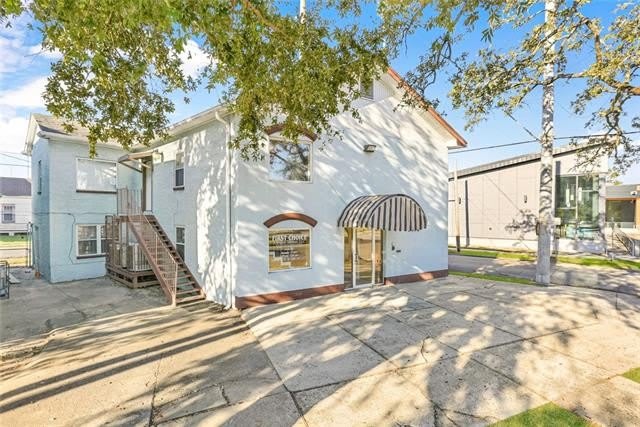 1836 ST BERNARD Avenue – photo 1