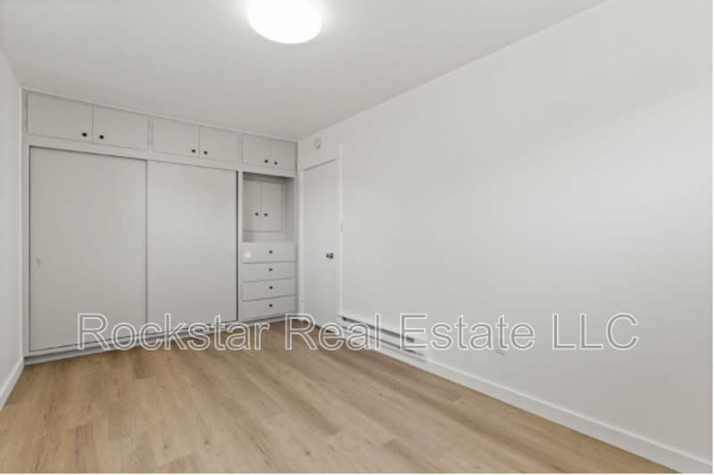 11725 East Alki Avenue – photo 4