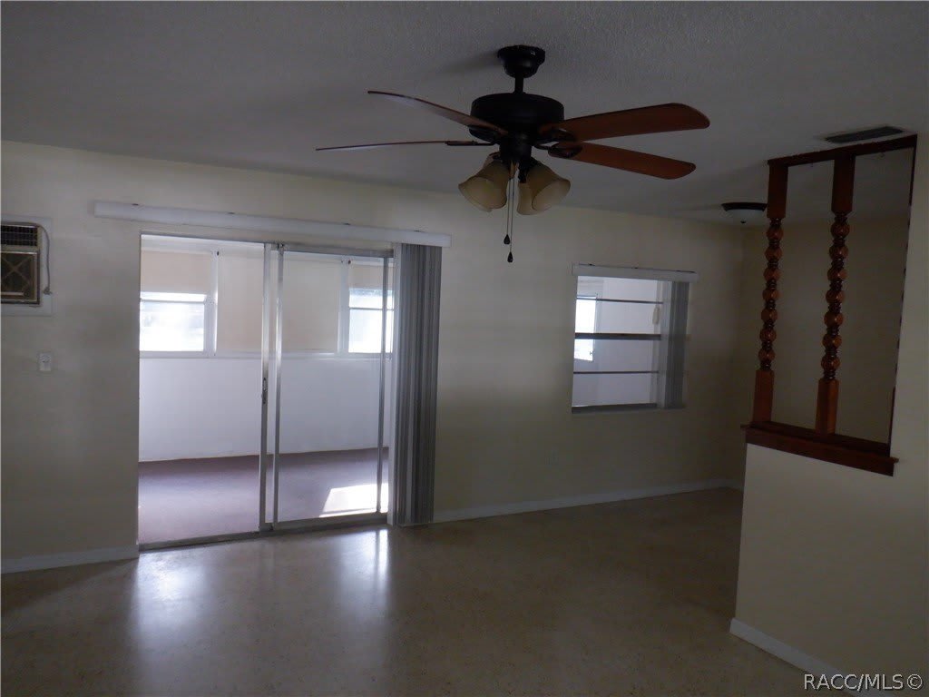 3415 S Diamond Avenue – photo 2