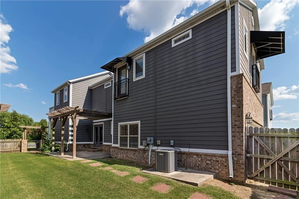 525 Rupple Road – photo 2