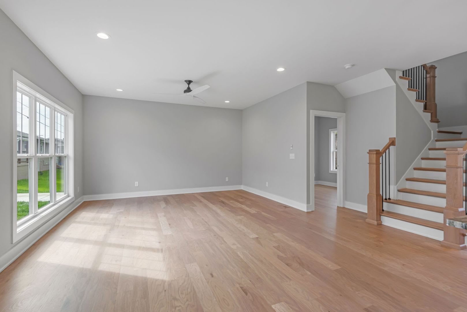 4bed 3bath Newer-Construction Home – photo 3
