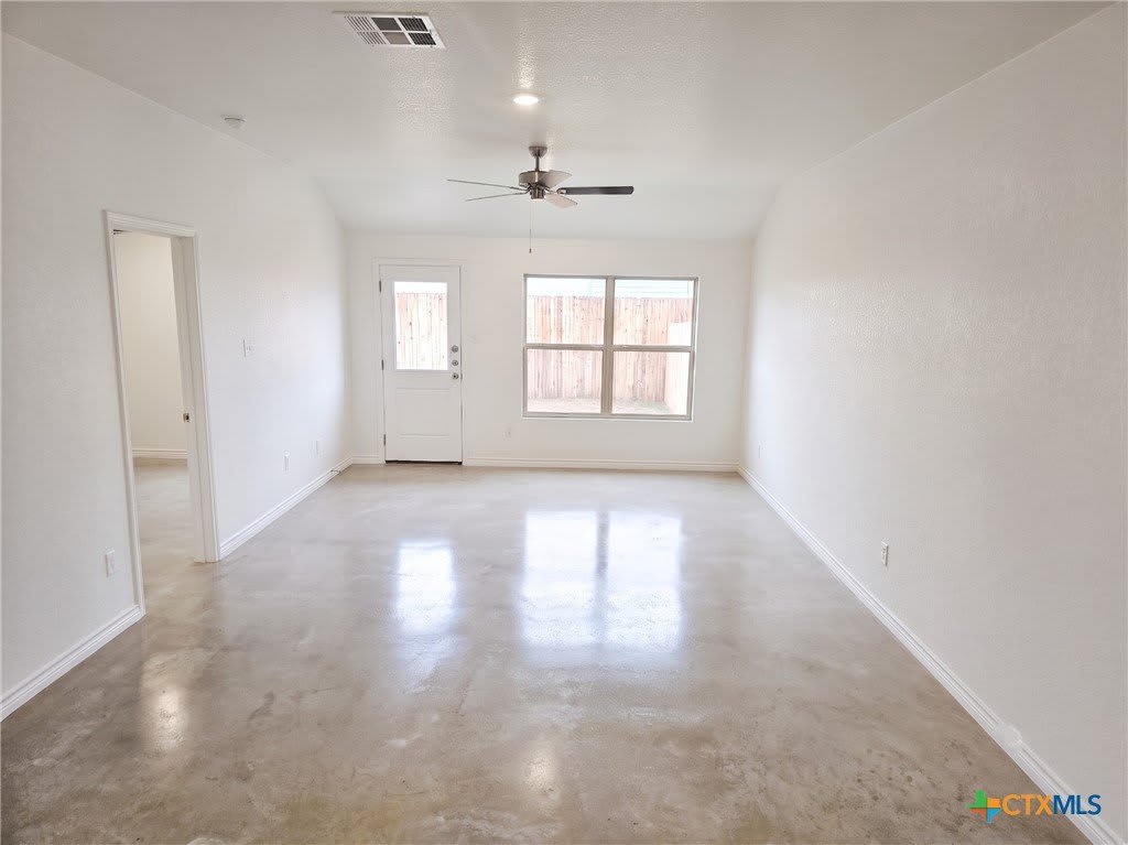 1309 Concord Drive – photo 2