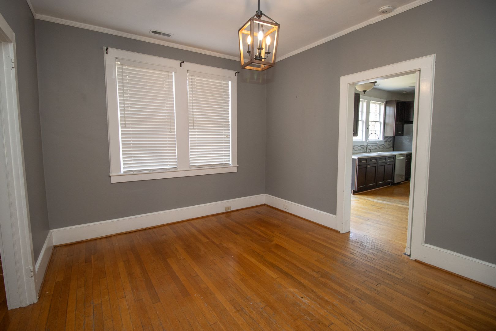 Charming 3 Bedroom Home in Desirable Heathwood! – photo 4