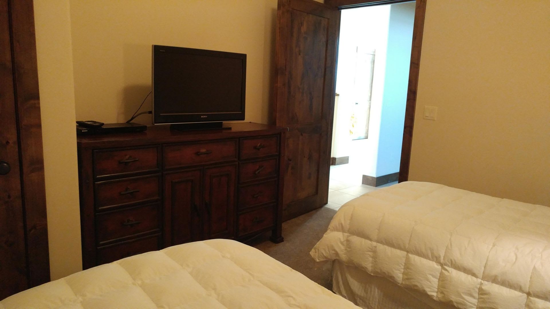 Watermark Condo – photo 5
