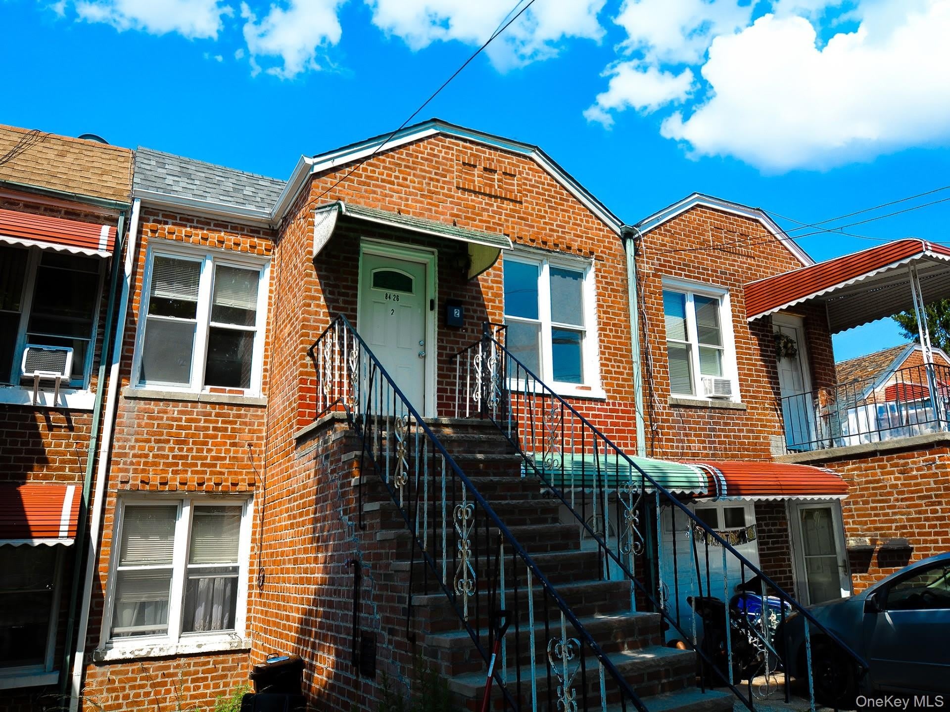 84-26 Little Neck Parkway – photo 1