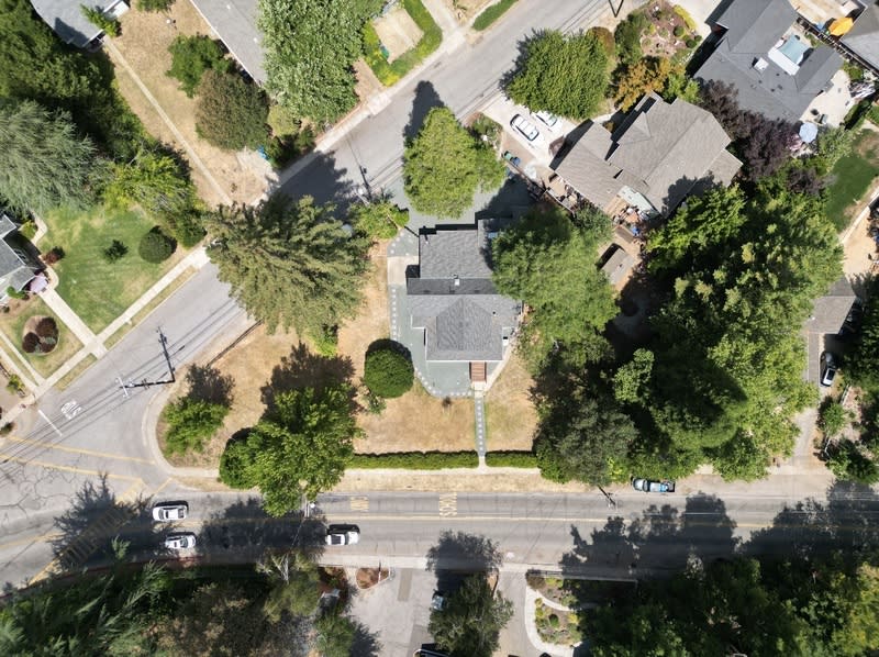 522 Sacramento Street – photo 2
