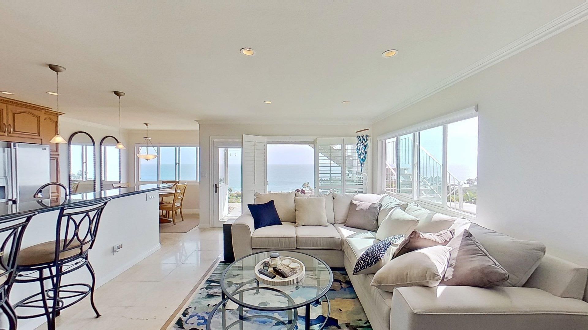 Move In Promo 21722 Ocean Vista Dr Unit D Laguna Beach Spacious 2 Bed 1 Bath Condo With Full Ocean Views – photo 2