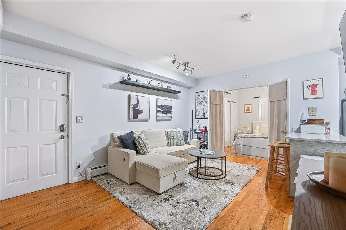 516 ADAMS ST – photo 2