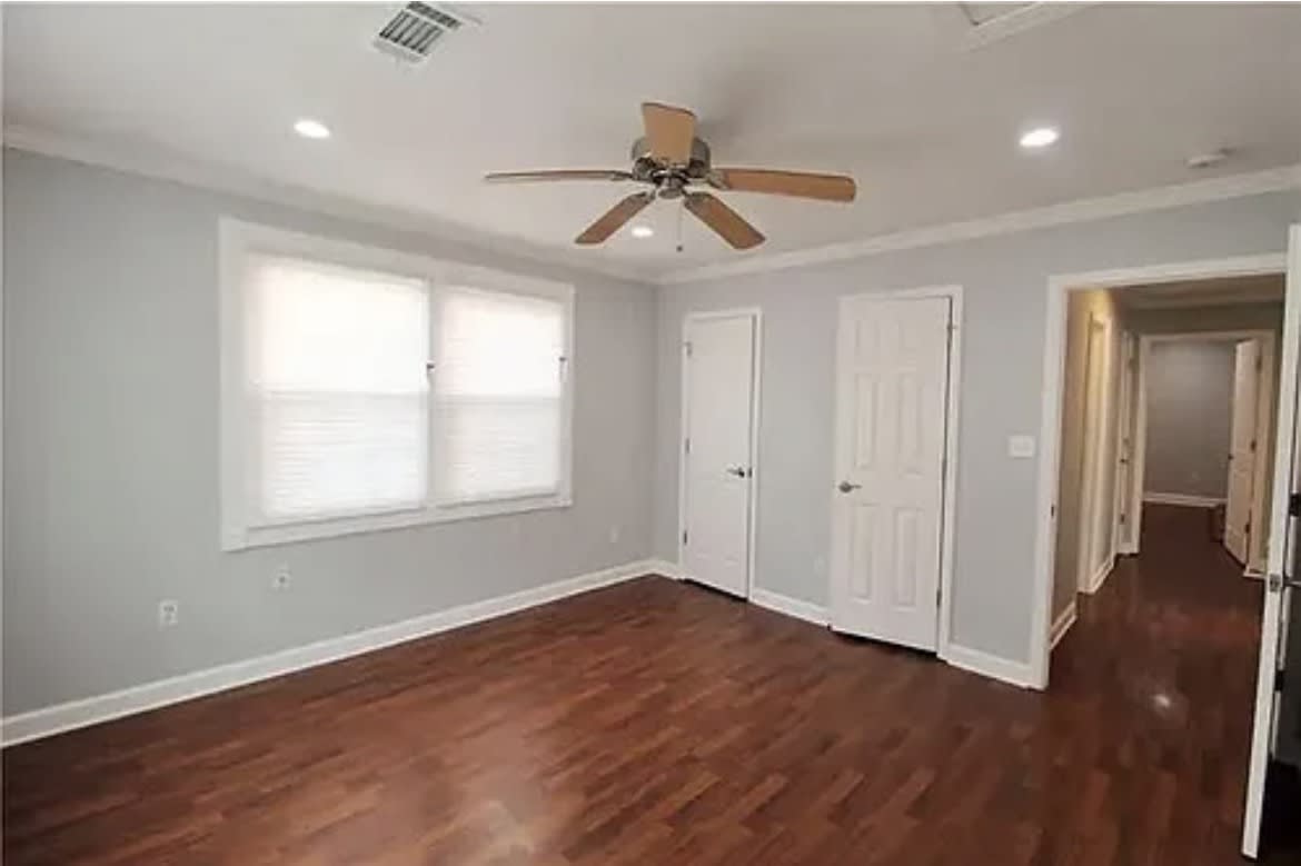 5437 Vermillion Boulevard – photo 2