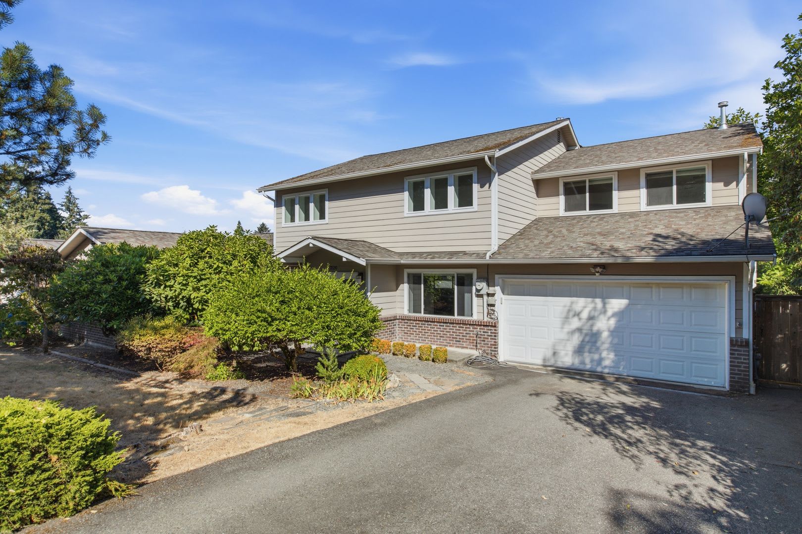 Bellevue Custom Built Home – photo 1