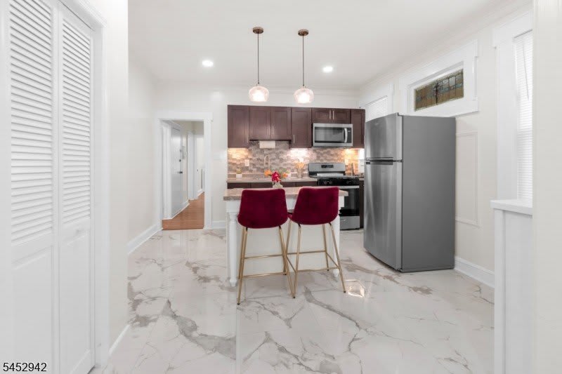 151 Mapes Ave – photo 4