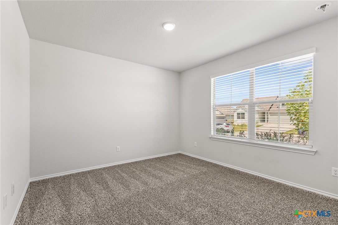 1427 Brookfield Street – photo 5