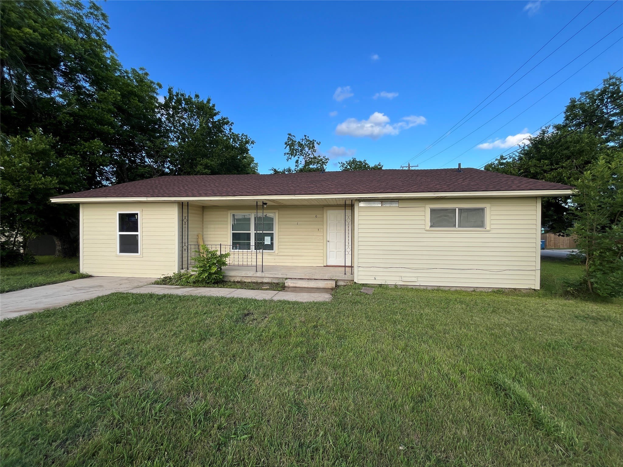 122 S 10th Street – photo 1