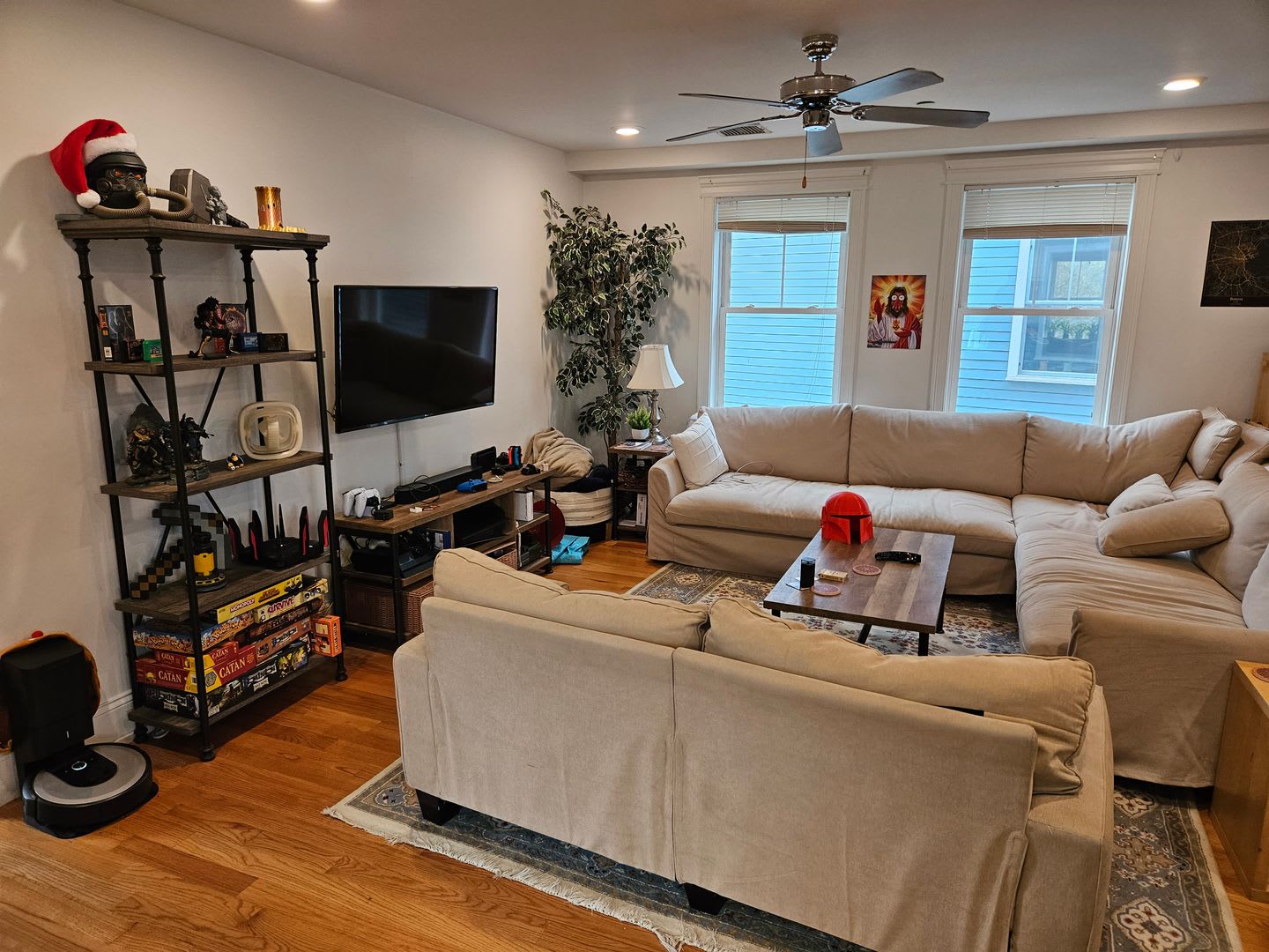 Beautiful 5 bed penthouse unit in lower Allston available 9/1/26 – photo 3