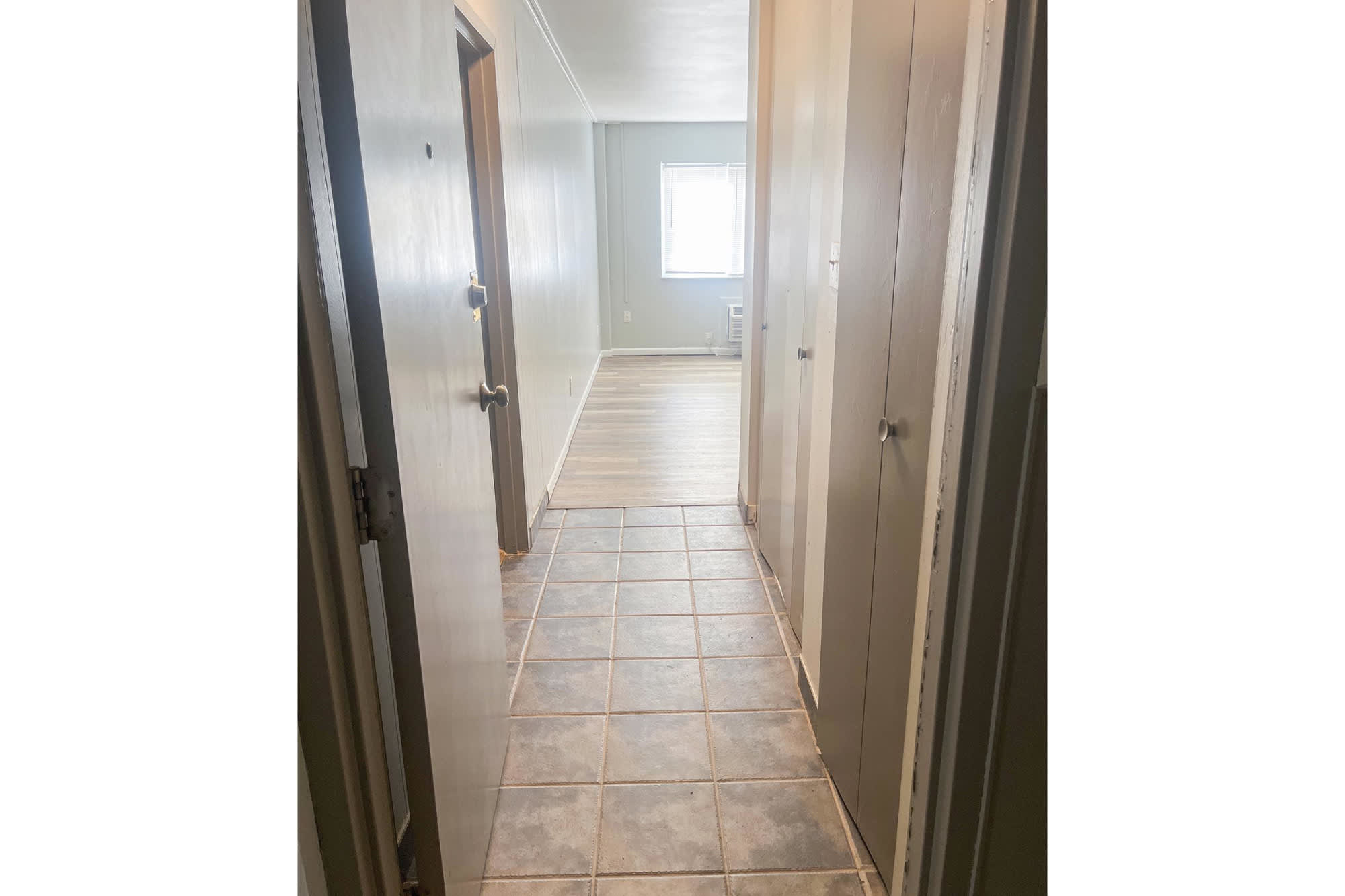 Diplomat Apartments – photo 3