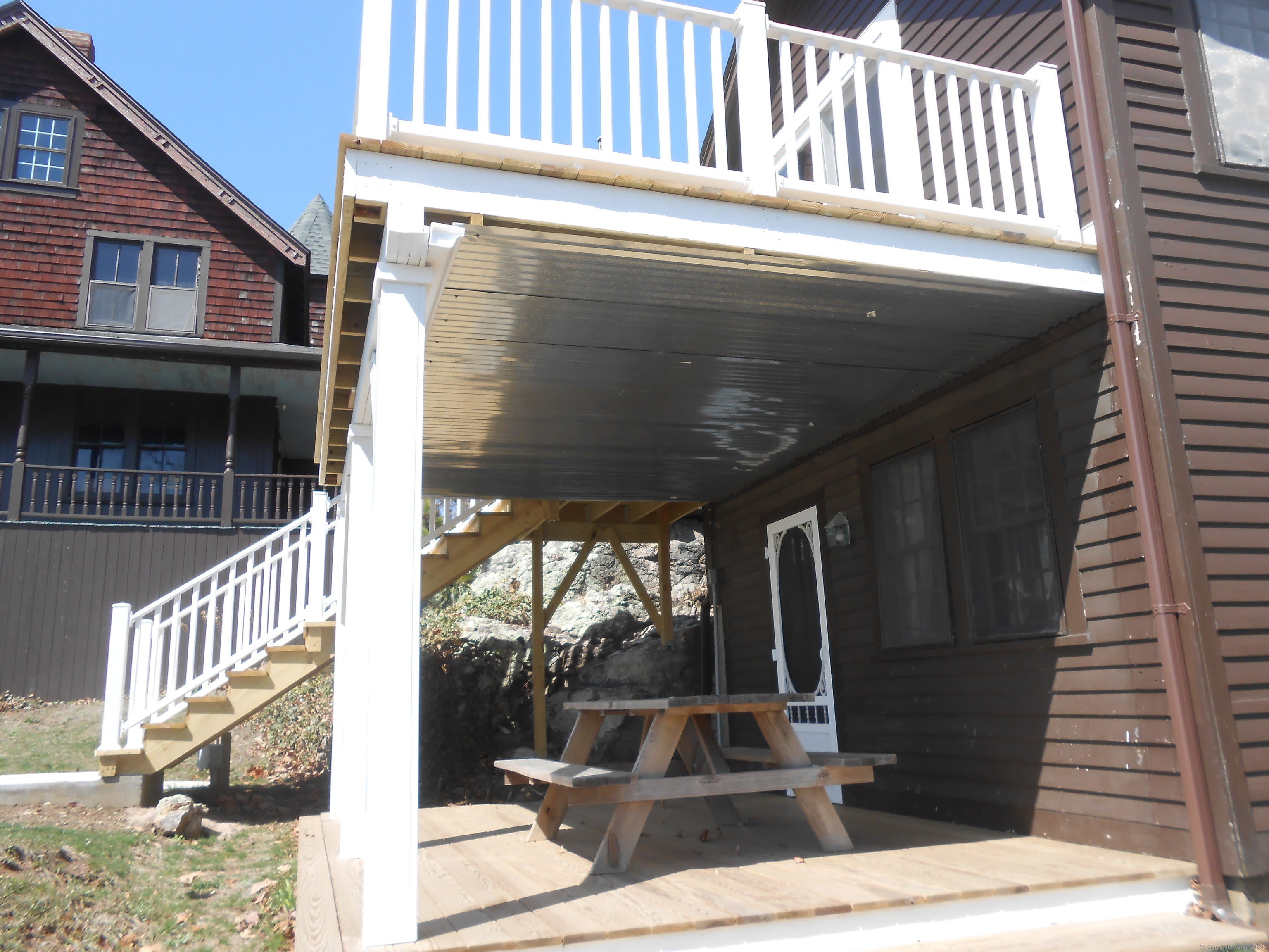 1-3 Parker Memorial Drive – photo 2